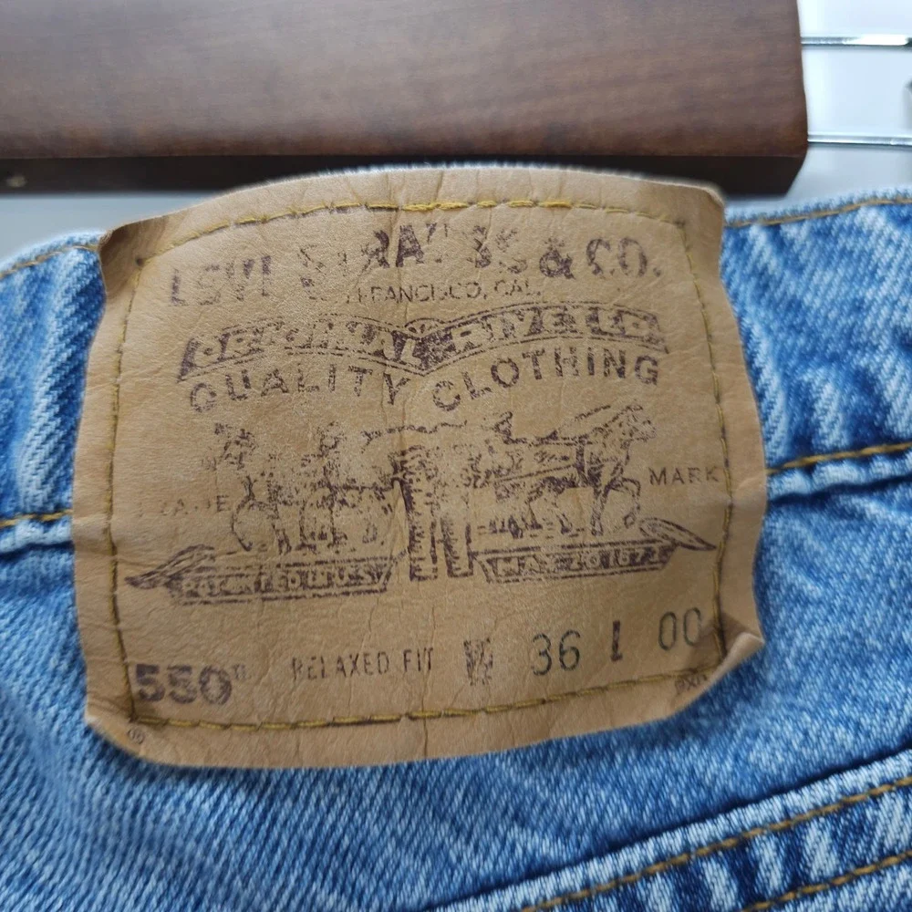 Vintage Levis 550 Shorts Mens 36 Blue Orange Tab Relaxed Fit Denim Streetwear